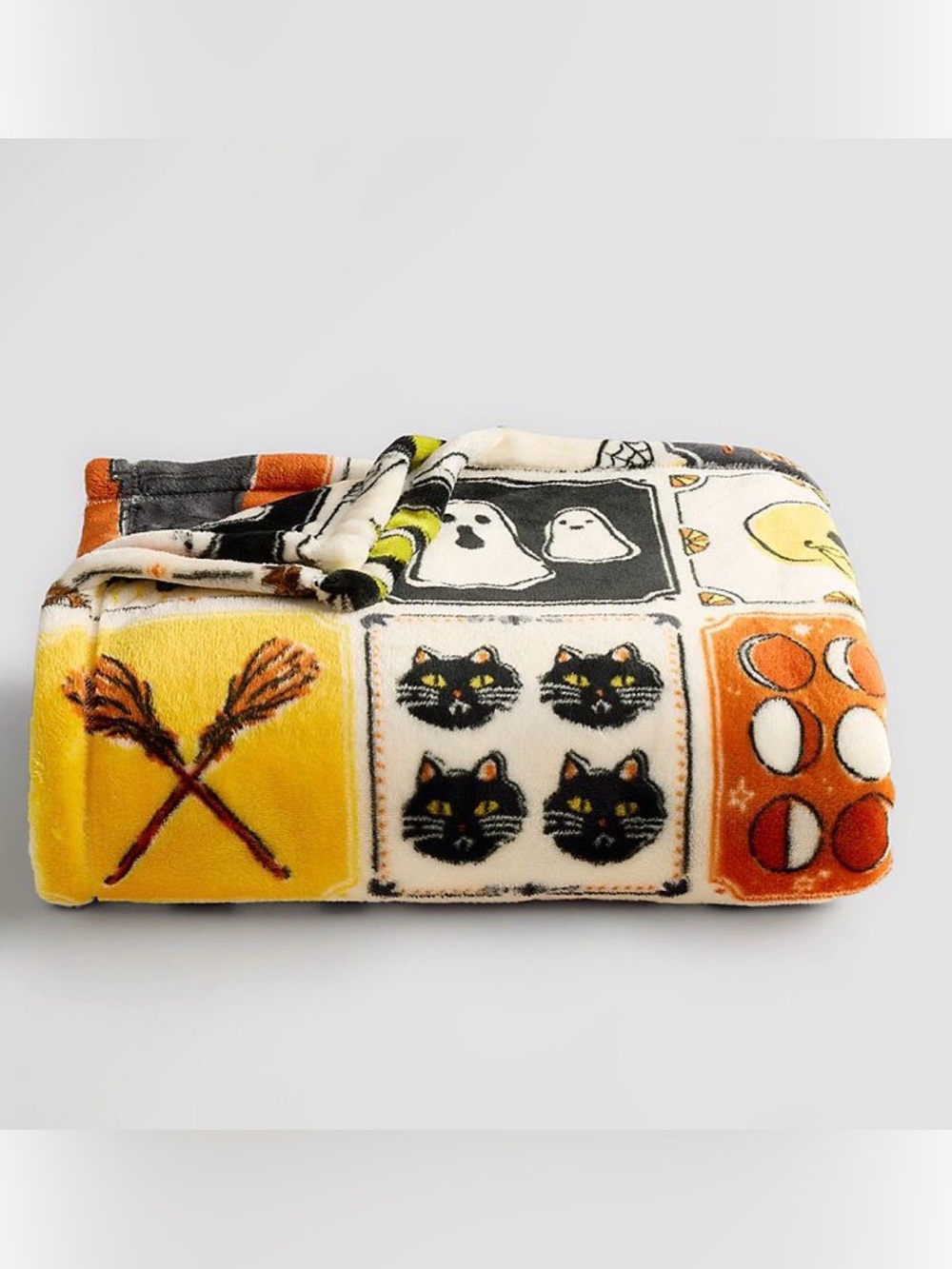 Cozy Halloween Cat Print Pet Blanket in Orange, Yellow, Black